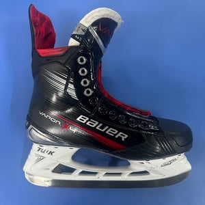 2024 Bauer Vapor X4 Hockey Skates Regular Width 9 (Used)