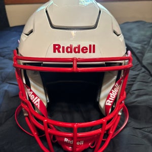 Adult Small Riddell SpeedFlex Helmet (New)