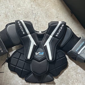 Youth Medium 2017 Vaughn Velocity V9 Pro Hockey Goalie Pants  (New)
