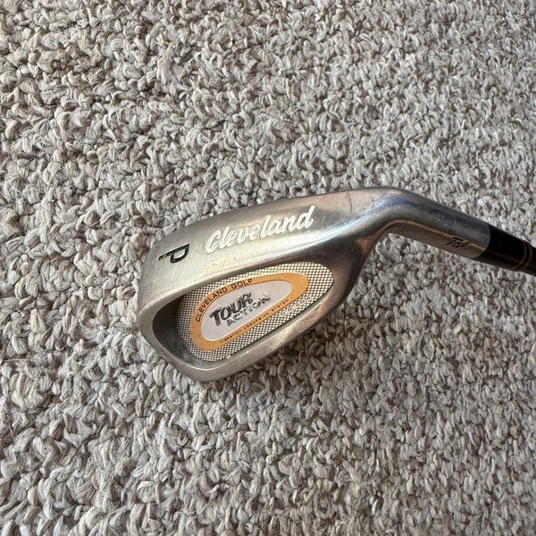 Cleveland Tour Action TA5 Pitching Wedge Golf Club Graphite Regular Flex