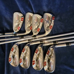 Men's TaylorMade Burner ht Right Handed Iron Set Regular Flex 8 Pieces Steel Shaft (Used)