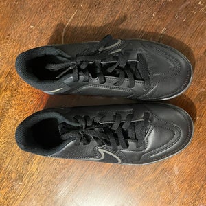 Nike Tiempo Legend Training Indoor Soccer Boys Sz 2Y