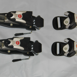 NEW Rossignol comp kids  ski bindings kids adjustable ski bindings 0.5 to 2.5 din Europe
