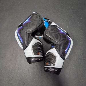 Intermediate Medium Bauer Vapor Flylite Elbow Pads (New)