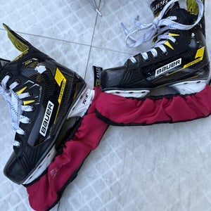 2025 Bauer Supreme M4 Great Condition High Level Skates