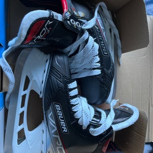 Bauer Vapor 3X Hockey Skates  6.5 (New)