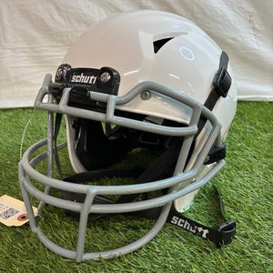 Youth Medium Schutt Vengeance A11 Helmet (Used)