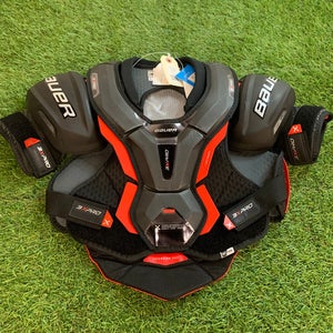 Medium Intermediate Bauer Vapor 3X Pro Shoulder Pads (New)