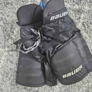 Junior Small Bauer Nexus 600 Hockey Pants (Used)