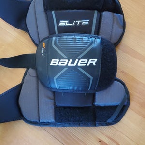 Used Bauer Elite Knee Guards Senior