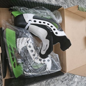 Verbero PowerPlay Hockey Skates Regular Width Size 1 (New)