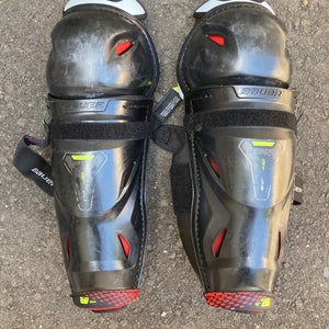 Intermediate Bauer Vapor Shift Pro Shin Pads 13" (Used)