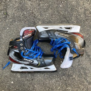 Intermediate Bauer Vapor 2X Pro Hockey Goalie Skates Regular Width Size 5 (Used)