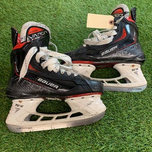 Junior Bauer Vapor 3X Pro Hockey Skates Regular Width Size 3.5 (Used)