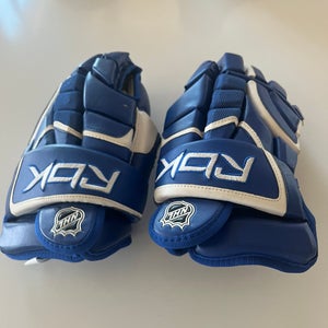 Reebok 5K Gloves 13" (Barely Used)