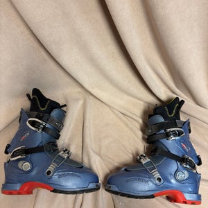 Unisex Scarpa Mag10 Ski Boots (Used)