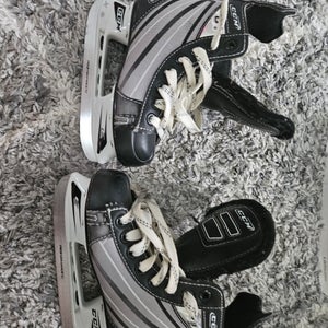 CCM 1 Hockey Skates 11 (Used)
