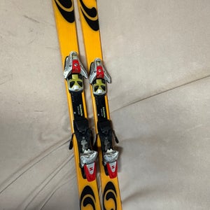 All Mountain 161 cm Salomon XScream teneighty Skis With Bindings (Used)