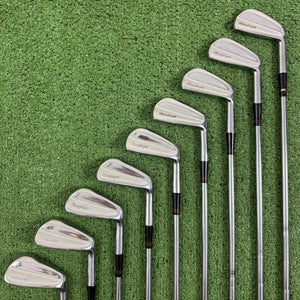 Vintage 1980-82 Macgregor Tour Forged Iron Set 2-10 Irons Dynamic Stiff Flex