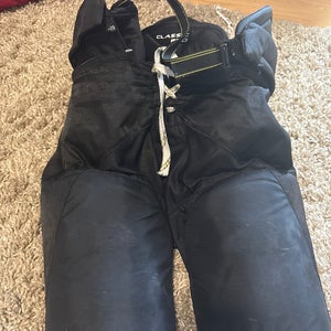 XL Junior CCM Tacks Classic Pro Hockey Pants (Used)