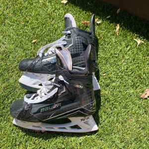 Size 9.5 Bauer Supreme Mach Pro Stock Skates