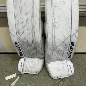 Bauer Supreme M5 Pro Goalie Leg Pads | Senior Small 33” (Used)