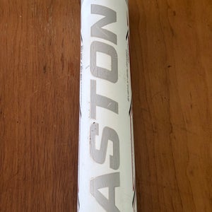 Easton Ghost Advanced Fastpitch Softball Bat FP20GHAD10 33/23