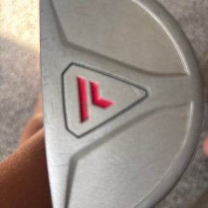 Top flight putter