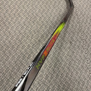Bauer Vapor Hyperlite 2 50 Flex P92 curve right hand stick