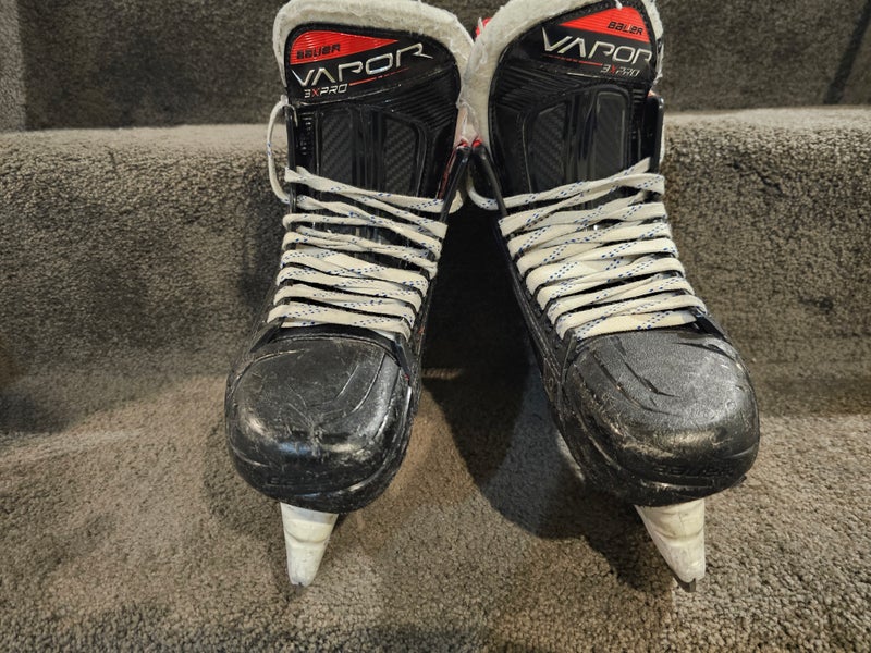 Bauer Vapor 3X Pro Hockey Skates Regular Width Size 3.5 (Used)