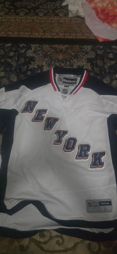 White Large New York Rangers Reebok Jersey (Used)