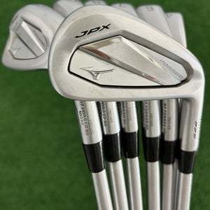 Mizuno JPX 925 Forged Iron Set 4-P / KBS Tour C-Taper Lite 110 Stiff