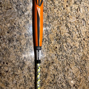 VERY RARE SIZE!!! ORANGE BOMB BAT!!  Easton Mako XL - 28/18 (-10)