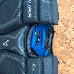 Large Bauer Elite Goalie Chest Protector (Used)