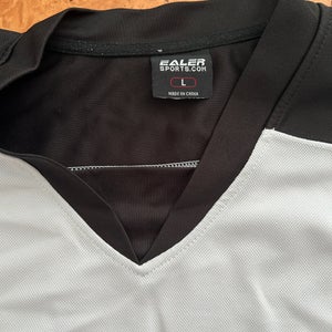 Ealer goalie practice jersey - used