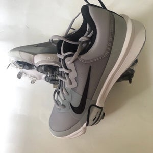 Nike Men’s Size 9 or 9.5 Zoom Trout Pro IX Metal Baseball Cleats. New. $130 Retail