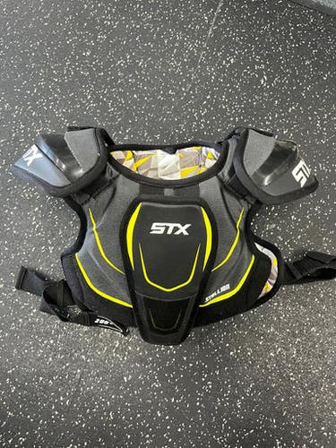 Used STX 200+ Lacrosse Shoulder Pads Black MD 11849-S000029132