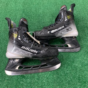 Bauer Vapor Hyperlite 2 Hockey Skates | Intermediate 4.5 (Fit 3)