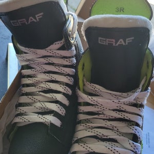 Graf Hockey Skates Size 3 (New)