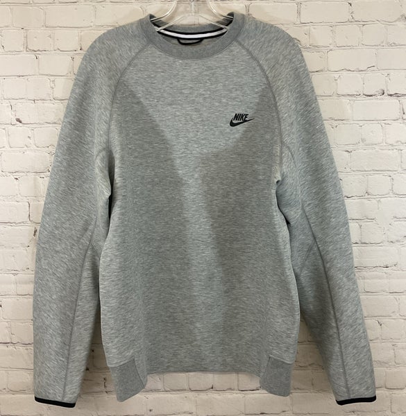 Nike FB7916-063 Men's Athletic Sweatshirt Light Grey Heather M Medium