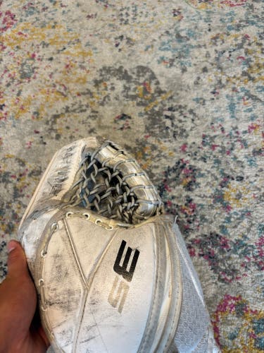 Bauer 3s goalie glove