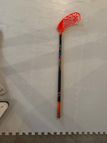 Youth Zt pro Right Handed Hockey Stick P92 (Used)