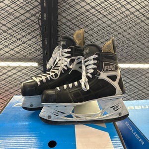 CCM Pro Tacks Hockey Skates Regular Width  9.5 (Used)