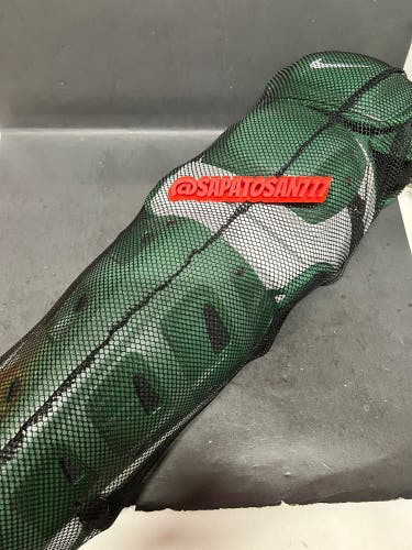 Nike vapor pro catcher’s leg guard GREEN sz 18 protector new $300