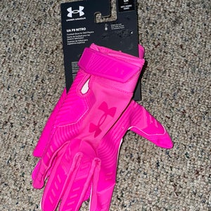 Pink Small Adult Under Armour F9 Nitro Gloves (New)
