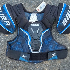 New Medium Intermediate Bauer X Shoulder Pads