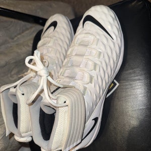 Men's  Size M 11.5 (W 12.5) Nike High Top Force Savage Pro 2 Molded Cleats (New)