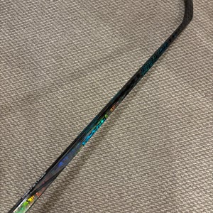 Senior Bauer Twitch RH Hockey Stick P92  (Used)