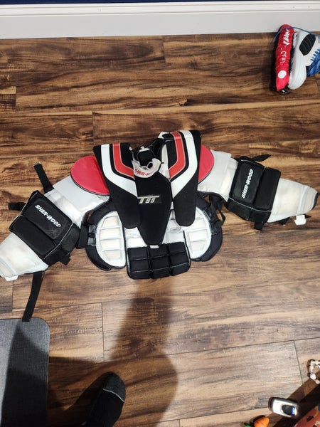 Large Sher-Wood T95 Goalie Chest Protector (Used)