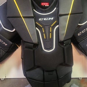 New Senior XL CCM Axis 1.9 Goalie Chest Protector